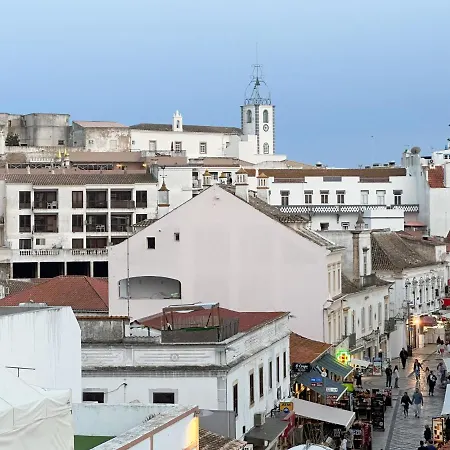 T2 Catraio 8, Baixa De アパート