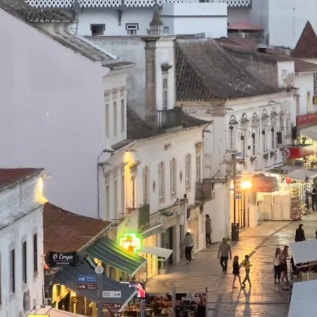 T2 Catraio 8, Baixa De Lägenhet