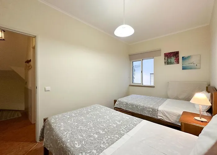 T2 Catraio 8, Baixa De Appartamento