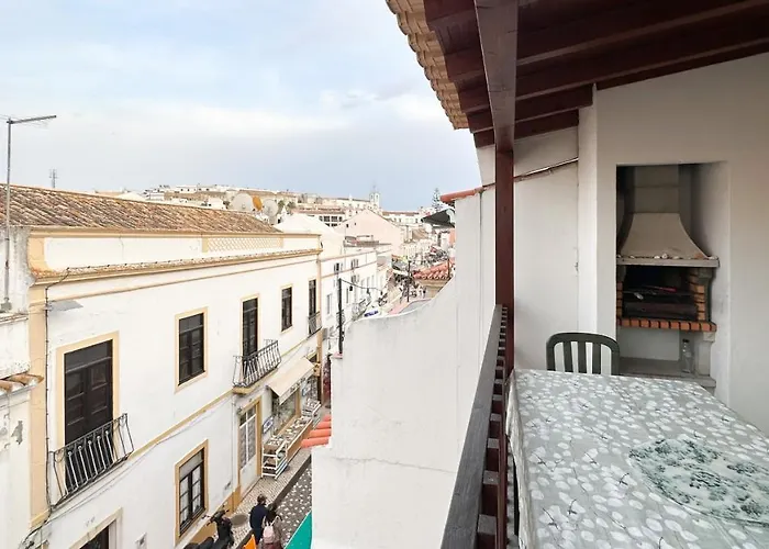 T2 Catraio 8, Baixa De * Albufeira